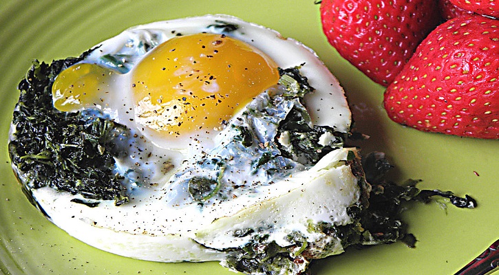 Cheesy Spinach Baked Eggs