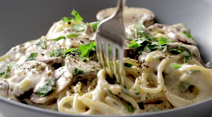 Garlic Herb Mushroom Pasta