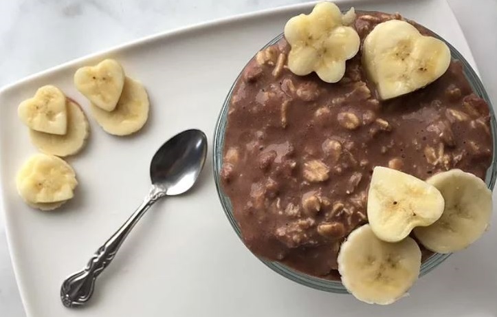 Chocolate Protein Overnight Oats