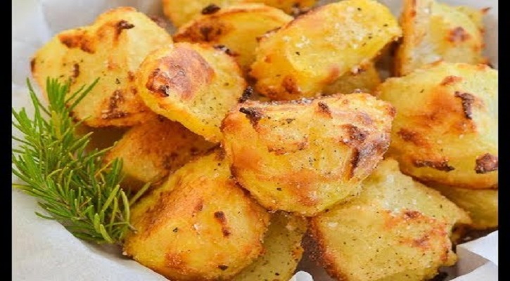 Triple-cooked roast potatoes