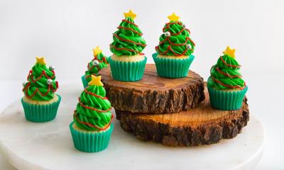 Christmas tree cupcakes