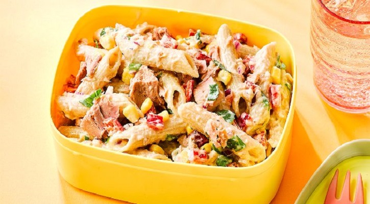 Pasta salad with tuna mayo